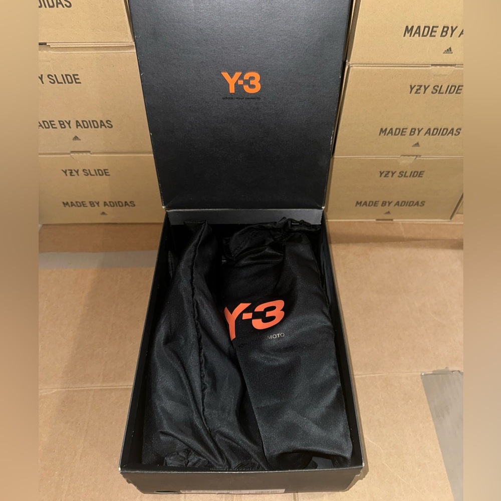 Adidas Y-3 Pure Boost Triple Black size 9 mens